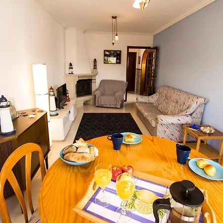 Appartement Haus Der Scheinwerfer Mit Freier Garage *